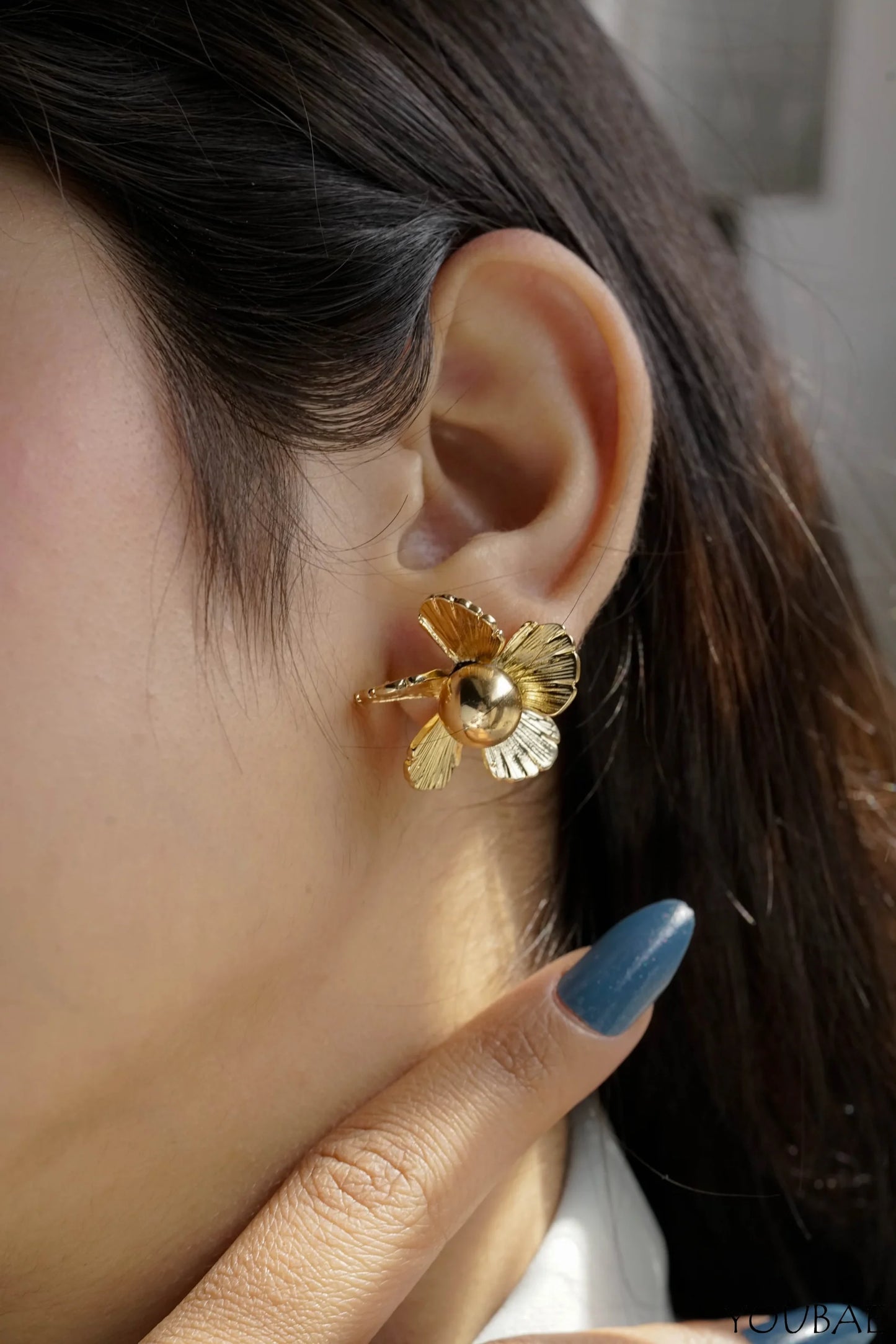 Lia Studs