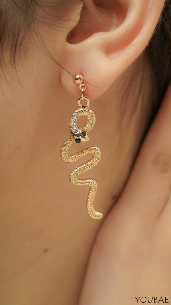 Chic Snake Drop Earring