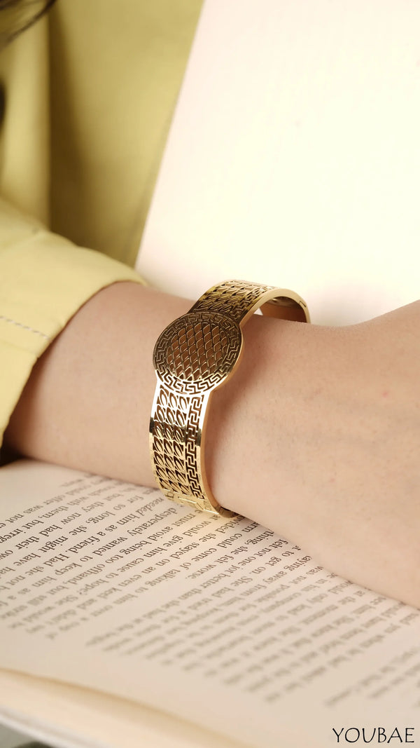 Chunky Golden Anti Tarnish Bracelet