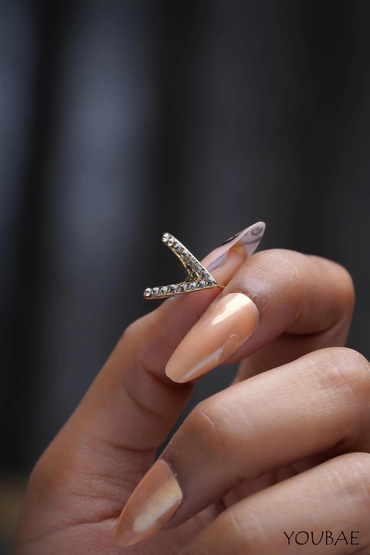 Zave Studs
