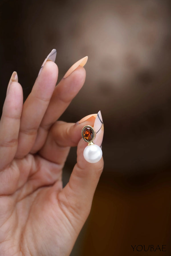 Aksina Pearl Drop Earrings