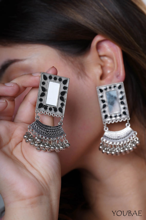 Divishti Jhumka