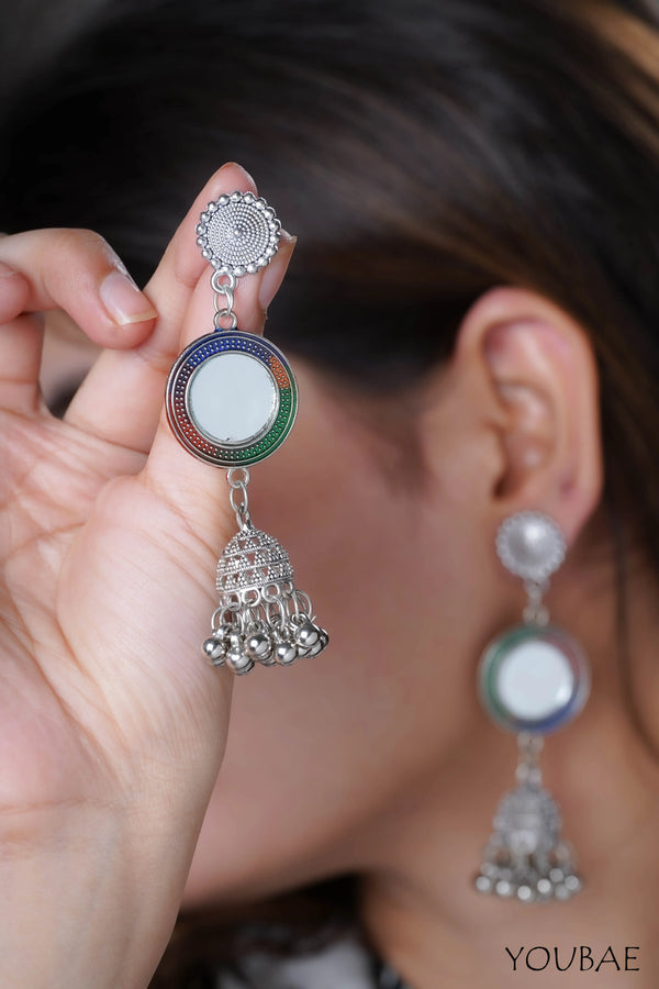 Smriti Jhumka