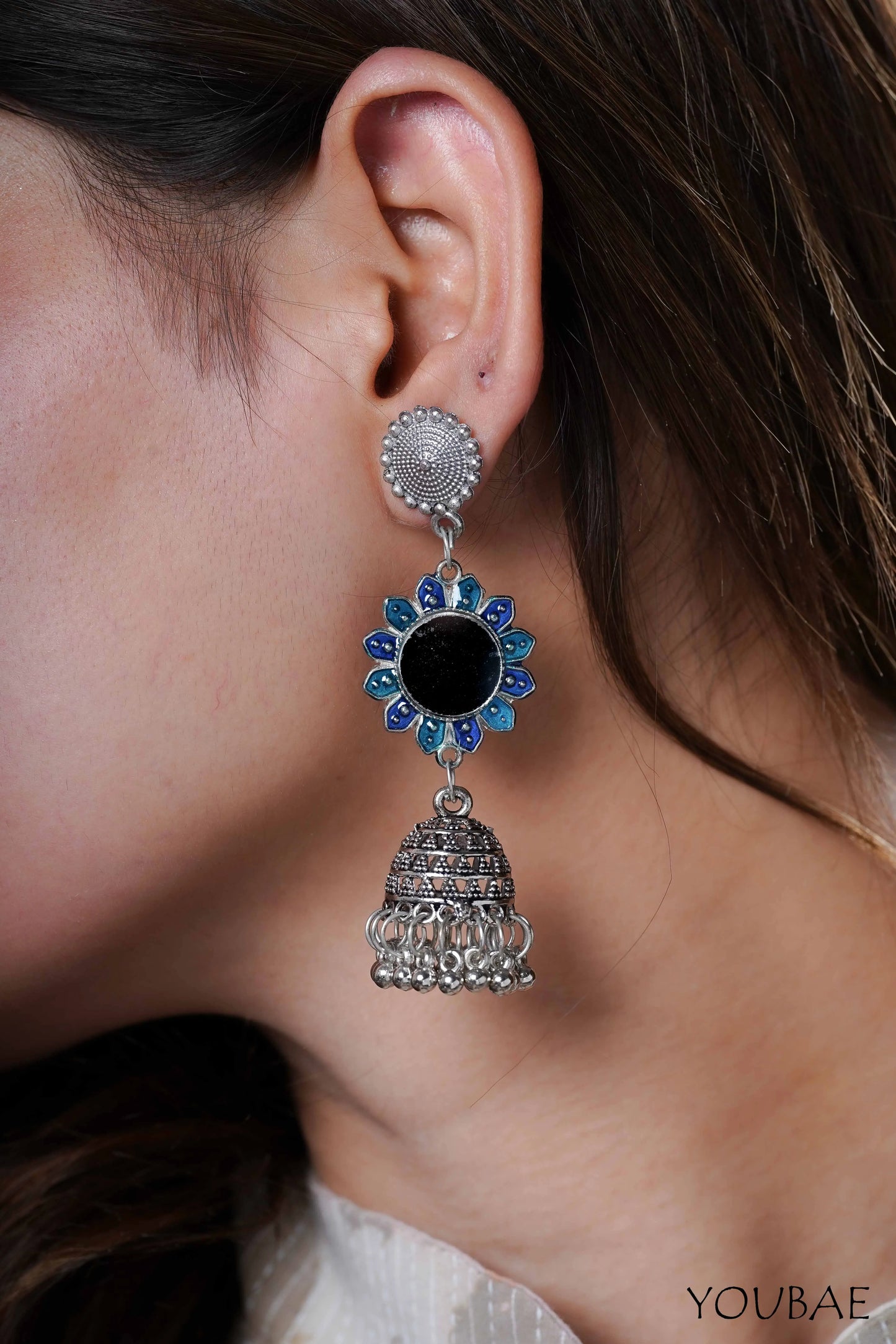 Varenya Jhumka