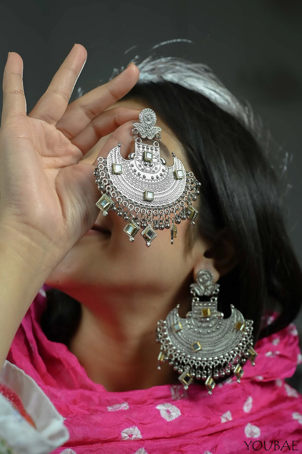 Fareedan Jhumka