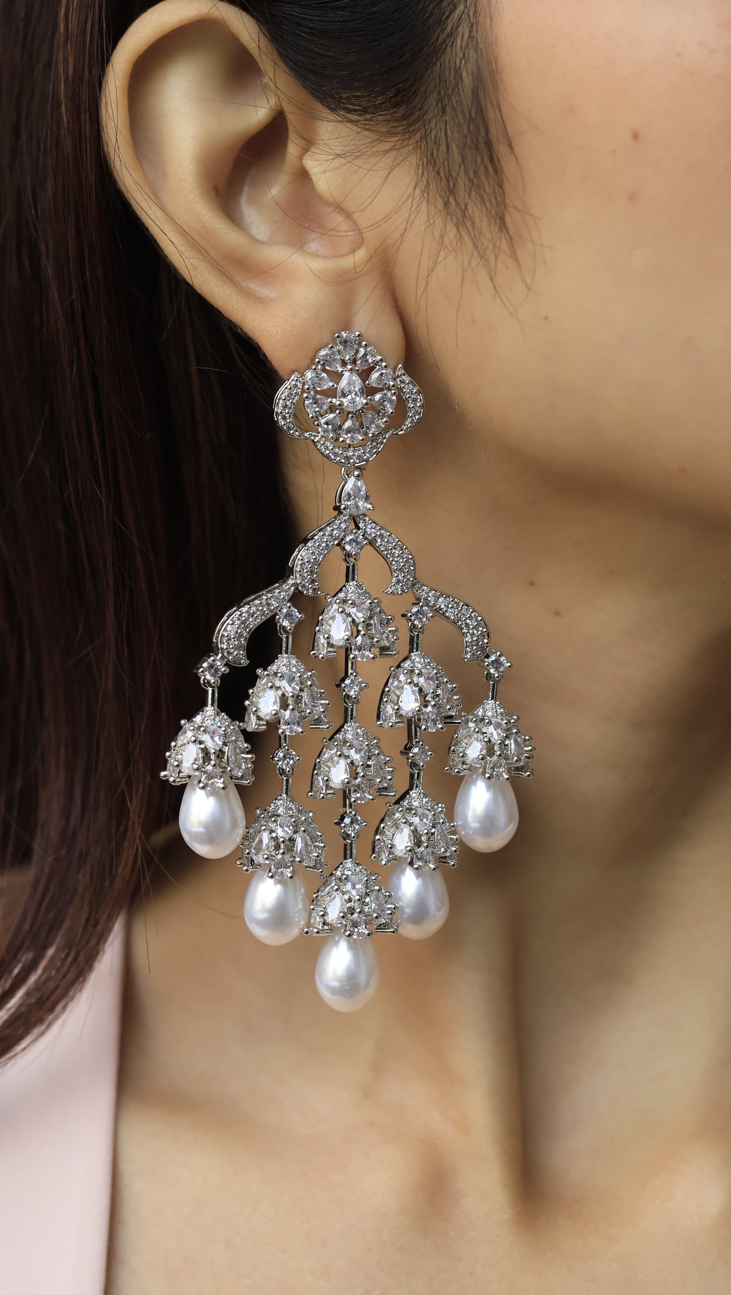 Crola AD Pearl Earrings