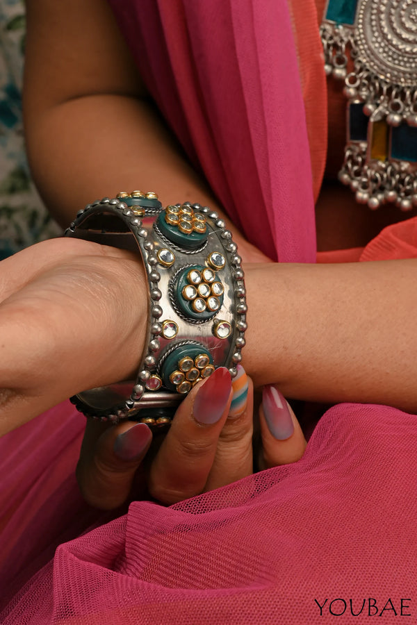Tara Kada Bracelet - Single