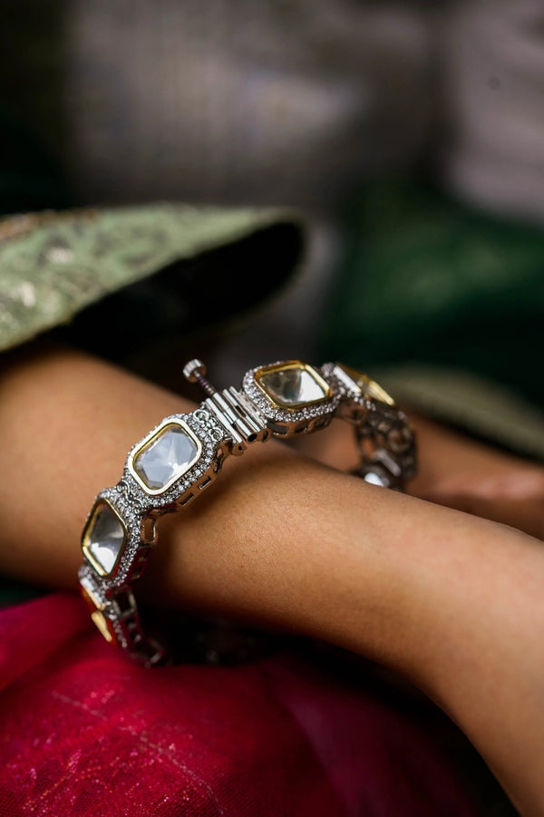 Nitya Gold Plated Kundan Fusion Bracelet
