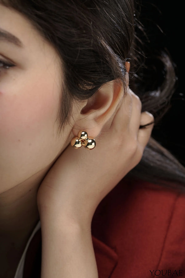 Zuri Studs