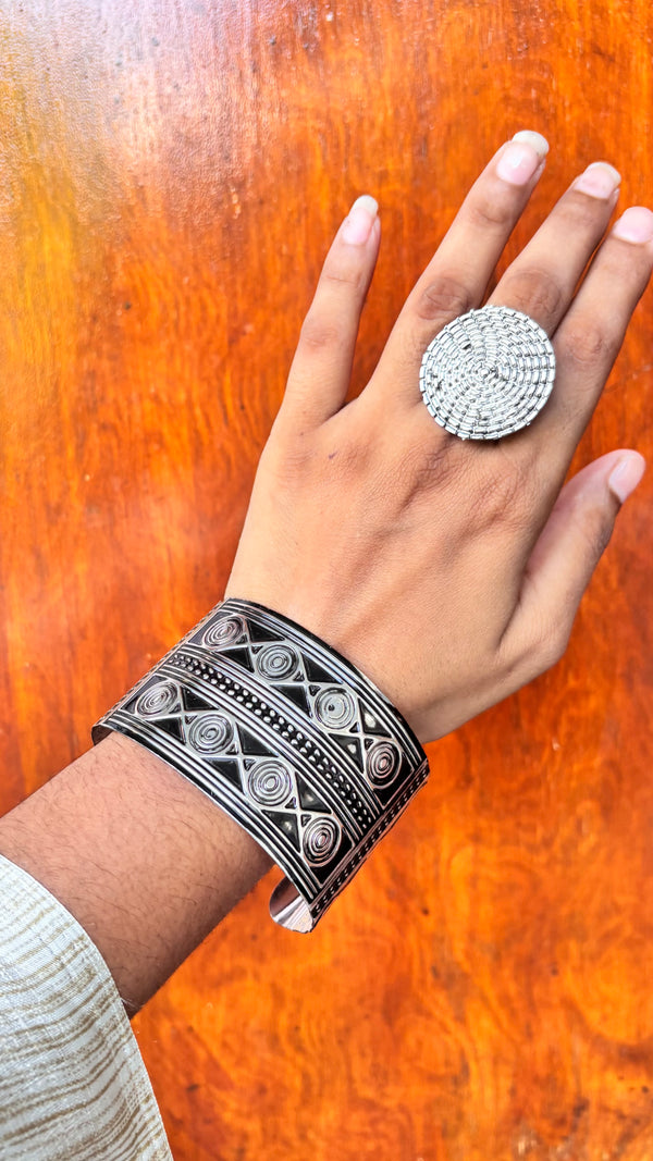 Zehar Zewar Free Sized Adjustable Hand Cuff